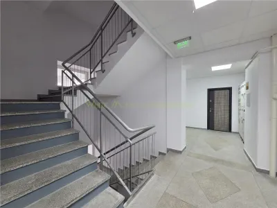Apartament 4 camere Centrul Civic pretabil co-working hub - foto 16