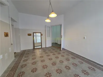 Birou superb renovat in Centrul Istoric Brasov - foto 25