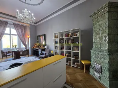 Garsoniera deosebita in Centrul Istoric Palatul Soarelui - foto 7