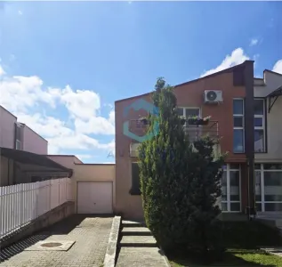 Duplex finisat Buna Ziua, gradina, garaj+3 parcari - foto 1
