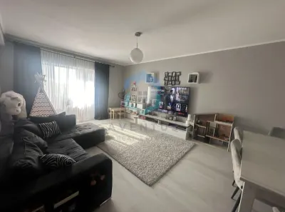 Apartament 2 camere vanzare, complet utilat/mobilat - foto 1