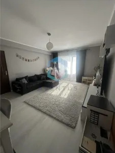 Apartament 2 camere vanzare, complet utilat/mobilat - foto 3