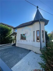 Casa individuala in Andrei Muresanu – Locatie de top, aproape de centru! - foto 1