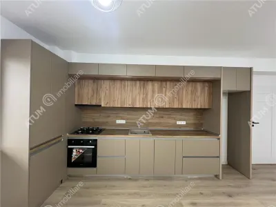 De vanzare apartament cu 3 camere decomandate cu 2 balcoane si loc de parcare in zona Calea Surii Mici - foto 8