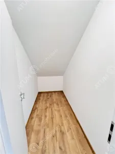 De inchiriat spatiu birouri compus din 6 camere situat in localitatea Talmaciu/Sibiu - foto 24