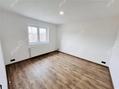 De inchiriat spatiu birouri compus din 6 camere situat in localitatea Talmaciu/Sibiu - foto 7