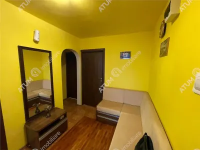 De vanzare apartament cu 3 camere decomandate si balcon situat in zona Vasile Aaron din Sibiu - foto 14