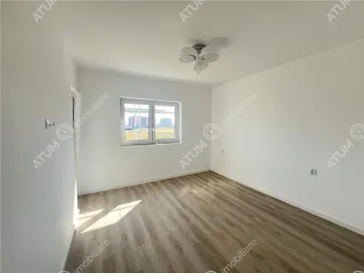 De vanzare apartament cu 2 camere decomandate si loc de parcare zona Doamna Stanca - foto 4