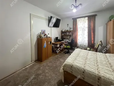 De vanzare apartament cu 4 camere la etajul 1 in zona Centrului Istoric din Sibiu - foto 3