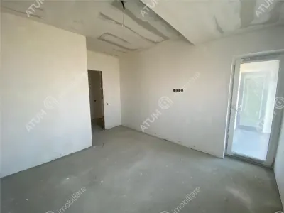 Apartament de vanzare la cheie cu 2 camere  debara balcon si gradina proprie zona Doamna Stanca/Selimbar - Sibiu