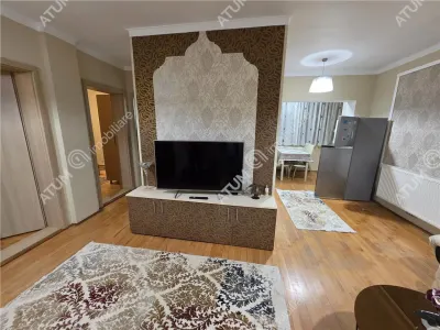 De inchiriat apartament cu 3 camere decomandate 2 balcoane si loc parcare situat in zona Tilisca din Sibiu - foto 2