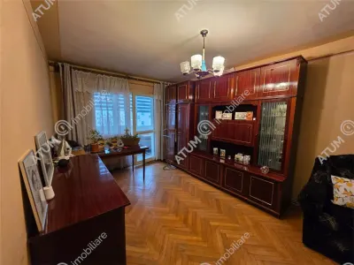 Apartament cu 3 camere decomandate si 2 balcoane de vanzare in zona Valea Aurie din Sibiu - foto 3