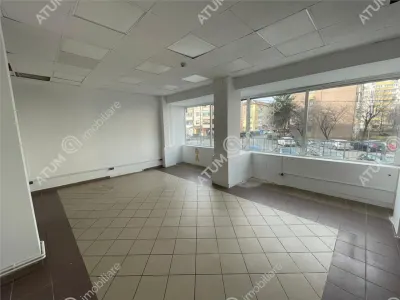 De inchiriat spatiu comercial cu vad stradal si vitrina in zona Mihai Viteazu din Sibiu - foto 2