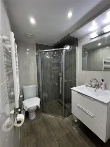 De vanzare apartament renovat cu 2 camere in zona Centrala din Sibiu - foto 6