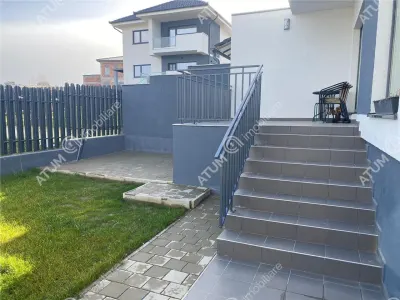 De vanzare casa la cheie cu 5 camere si 290 mp teren in Cisnadie - foto 10