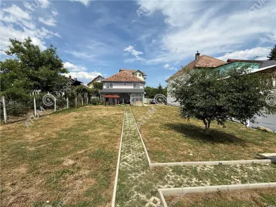 Casa individuala de vanzare in Sibiu zona Calea Poplacii 950 mp teren - foto 2