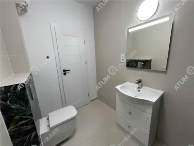 De vanzare apartament de 3 camere decomandate cu 2 bai si loc de parcare in zona Calea Surii Mici - foto 18