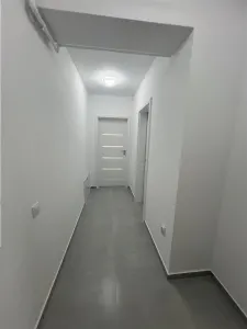De vanzare apartament cu 2 camere decomandate si balcon etaj 2 zona Doamna Stanca - foto 9
