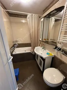 De inchiriat apartament cu 2 camere decomandate cu balcon si pivnita in zona centrala din Sibiu - foto 9