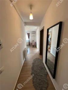 De inchiriat apartament cu 2 camere balcon si loc parcare situat in zona Calea Cisnadiei din Sibiu - foto 9