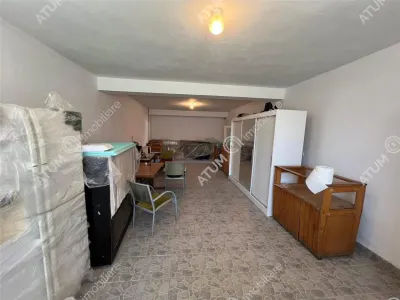 Spatiu pentru birouri de inchiriat de 200 mp utili amplasat intr-un imobil pe Parter si Etaj situat in zona Gusterita din Sibiu - foto 4