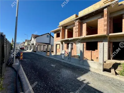 Casa de vanzare cu 4 camere 2 bai balcon teren 230 mp situat in Selimbar - foto 10