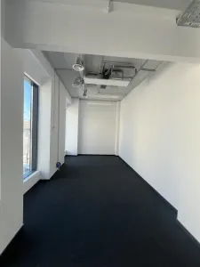 De inchiriat spatiu birouri 100 mp la etajul 2 zona Centrala Promenada Mall din Sibiu - foto 10