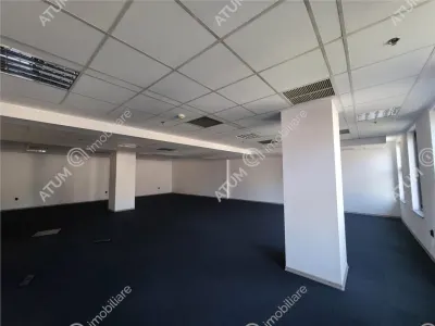 Spatiu comercial generos de inchiriat situat pe Calea Dumbravi in Sibiu - foto 7