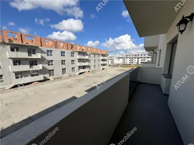 De vanzare apartament cu 3 camere 2 bai la etajul 1 zona Doamna Stanca - foto 12