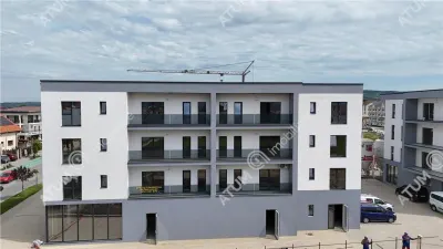 Apartament de vanzare la cheie cu 2 camere balcon si loc parcare zona Pictor Brana din Selimbar - foto 6