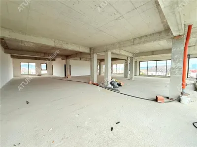 Spatiu comercial de vanzare in Sibiu 263 mp utili zona Shopping City Sibiu - foto 10