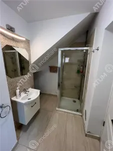 De vanzare 2 apartamente la casa in zona ultracentrala in Sibiu - foto 10