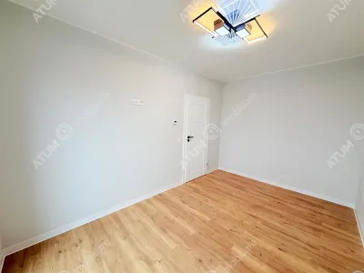 De vanzare apartament finisat la cheie cu 3 camere decomandate 2 bai si 2 balcoane zona Pictor Brana - foto 14