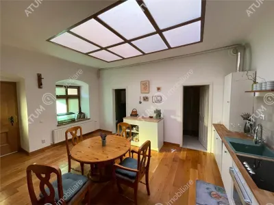 De vanzare apartament cu 2 camere decomandate la casa in zona ultracentrala Sibiu - foto 9