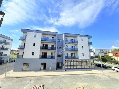 De vanzare apartament la cheie cu 2 camere 51 mp utili zona Pictor Brana din Selimbar - Sibiu