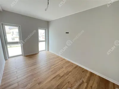 De vanzare apartament la cheie cu 3 camere decomandate 2 bai 2 balcoane si loc parcare in zona Pictor Brana Selimbar - foto 5