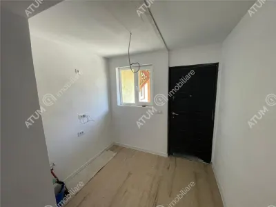 De vanzare apartament cu 2 camere pivnita si curte comuna in zona Piata Cluj din Sibiu - foto 10