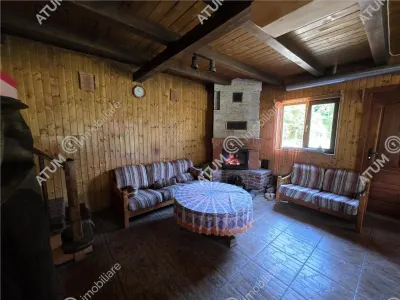 De vanzare cabana langa Raul Avrig pe Valea Avrigului - foto 2