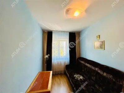 Apartament cu 3 camere decoamndate de inchiriat in zona Mihai Viteazu din Sibiu - foto 11