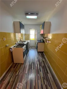 De vanzare apartament decomandat cu 2 camere balcon si pivnita zona Bulevardul Mihai Viteazu din Sibiu - foto 5