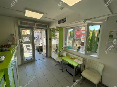 De inchiriat spatiu comercial cu vad stradal in zona centrala din Selimbar - foto 2