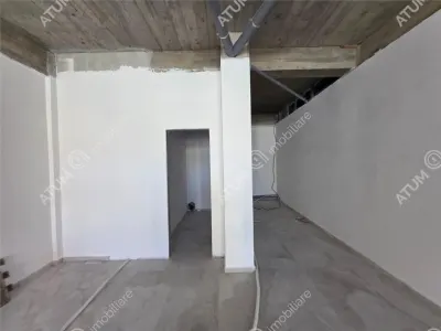 Spatiu comercial de vanzare in zona Brana din Selimbar - foto 7