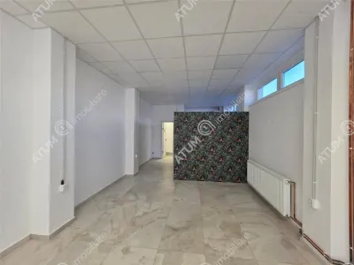 De inchiriat spatiu comercial cu vad stradal si 3 locuri de parcare in zona Brana Selimbar - foto 3