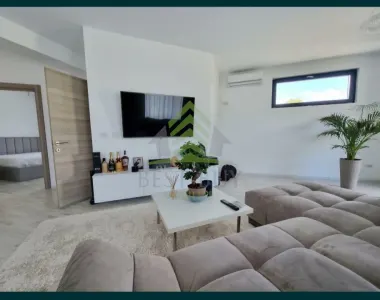 2 CAMERE ET 1/2 BUCURESTII NOI SISESTI DRUMUL REGIMENTULUI - foto 3