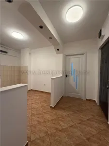 Apartament 2 camere de vanzare Sibiu, Bd. Mihai Viteazu, 52 mp utili, renovat. - foto 11