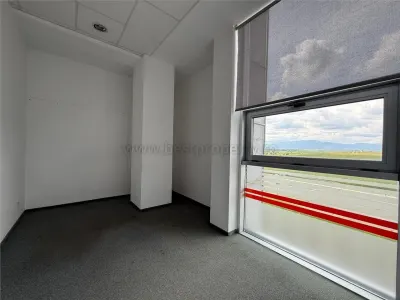 Spatiu comercial in Selimbar-Promenada Mall - foto 16