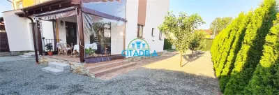 1/2 Duplex de vanzare mobilat si utilat ,Cetate 295000 euro - foto 3