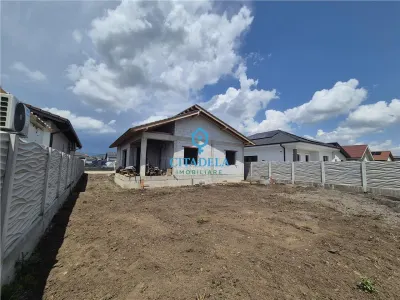 Casa zona Orizont, 125000 euro - Alba Iulia