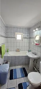 Apartament 2 camere zona Tolstoi-Stadion,etaj2,69900 euro - foto 6