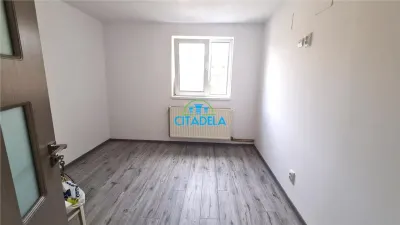 Apartament 3 camere ,Cetate 54 mp,mobilat si utilat,78000 euro - foto 7